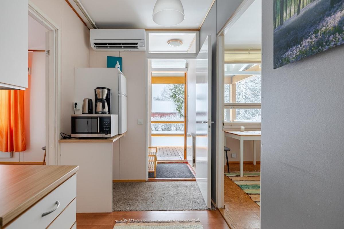 Bungalow House Flat In Rekola 33M2 万塔 外观 照片