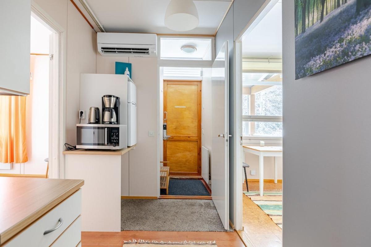 Bungalow House Flat In Rekola 33M2 万塔 外观 照片